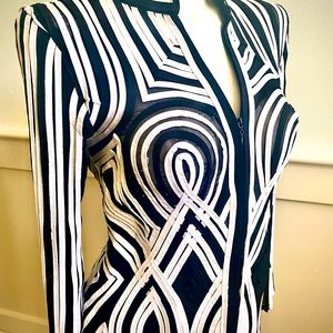 Osstinee Mesh Jacket